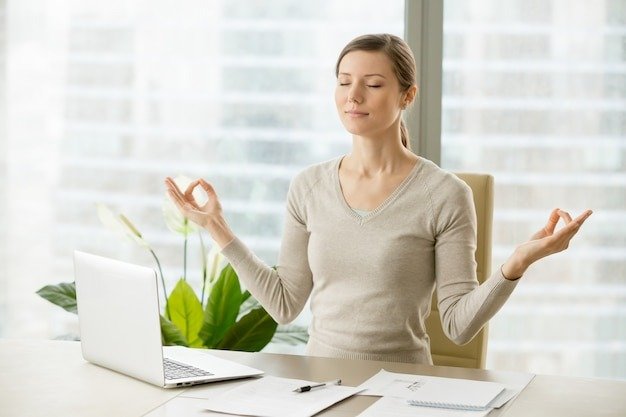 Optimizing Social Sessions with Software Automation in IaaS Environments